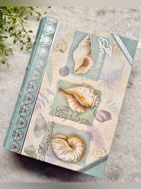 New Punch Studio Seashell Travel Theme Keepsake Book Secret Stash Box 8.5”x6.5”